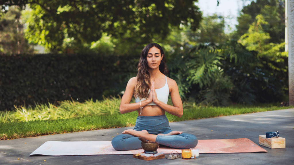 Exploring the Art of Slow Living: Embracing Mindfulness and Simplicity in a Fast-Paced World